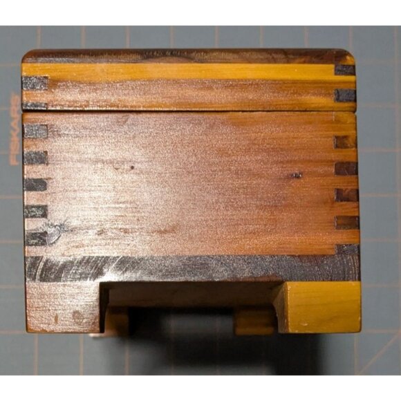 Cedar Wooden Trinket Box Brass Accents Hinged Lid Jewelry Storage sm Rustic Deco - Picture 10 of 12